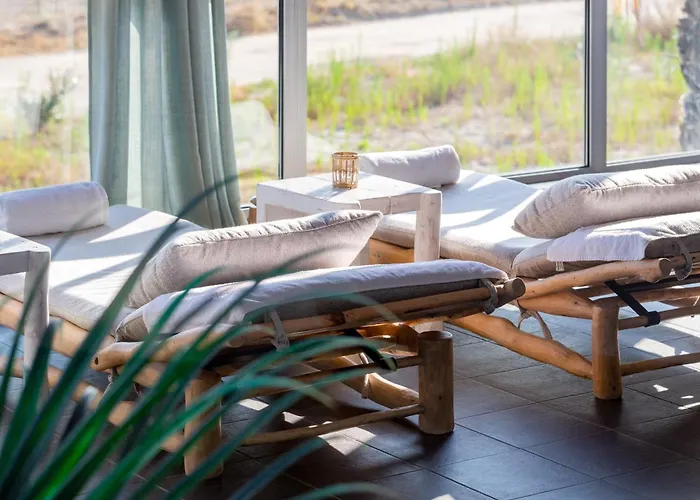 Отель Les Bulles De - & Sur La