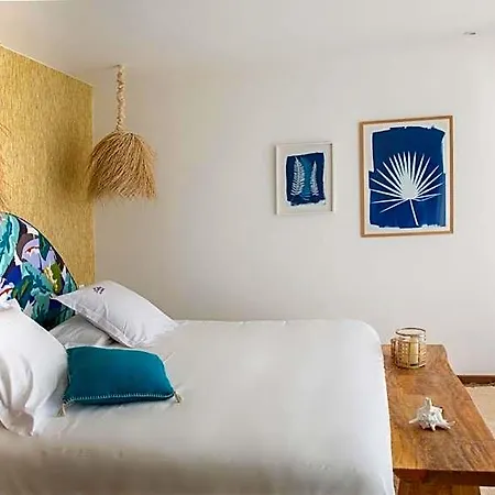 Les Bulles De - & Sur La Hotell