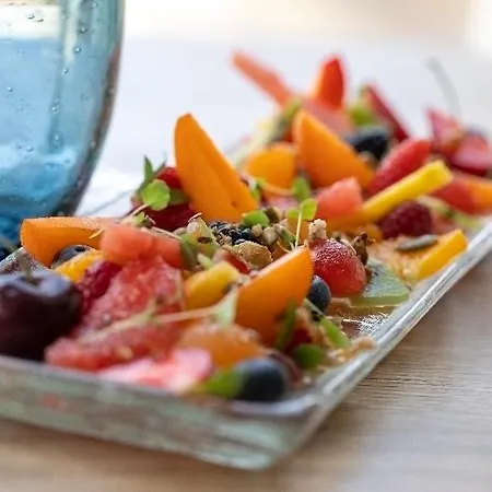 Les Bulles De - & Sur La ホテル 4*