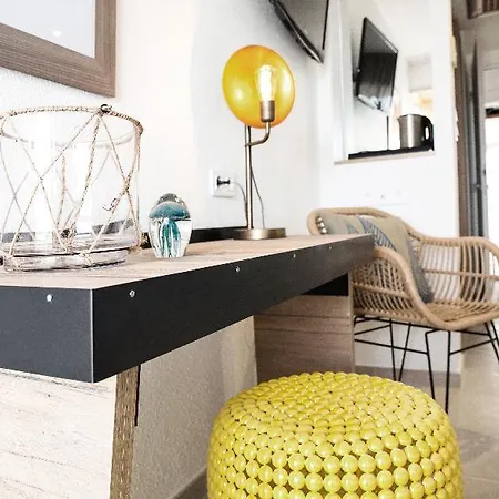 Les Bulles De - & Sur La ホテル