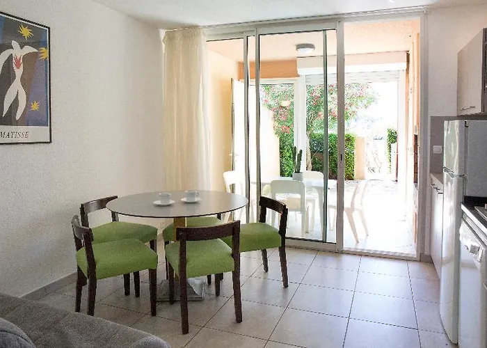 Hotel Les Bulles De - & Sur La Saint-Cyprien (Pyrenees-Orientales)